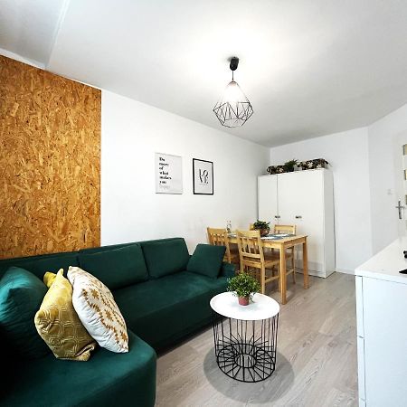 Traugutta Apartment ~ Self Check-In 24H ~ Lift Вроцлав Екстериор снимка
